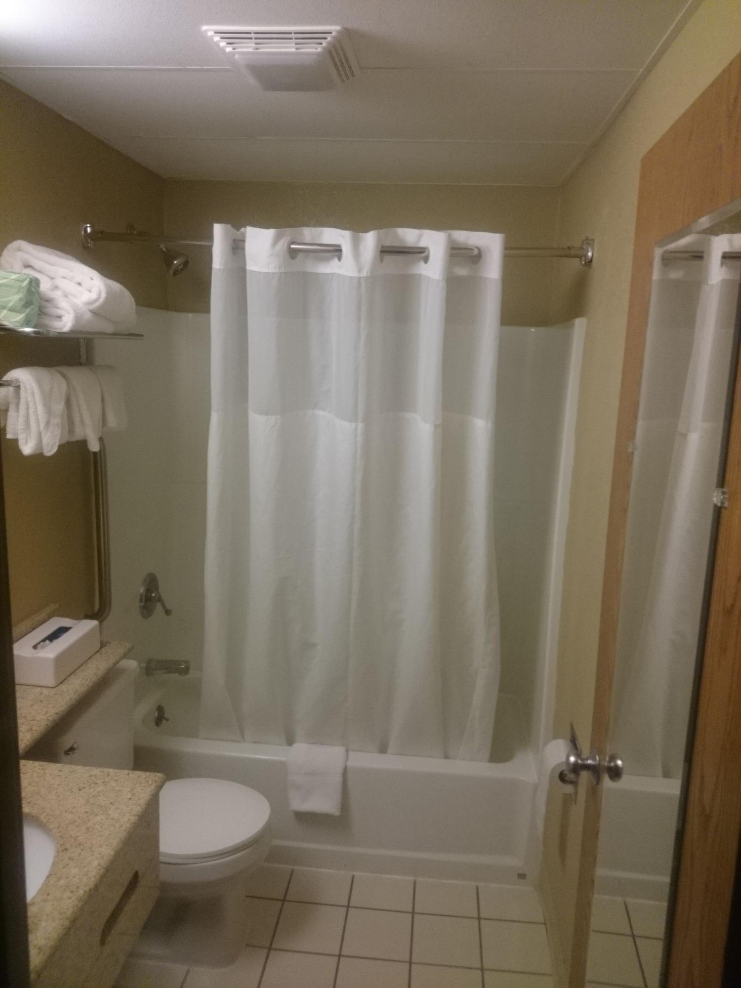 Quality Inn Hyde Park Poughkeepsie North Экстерьер фото