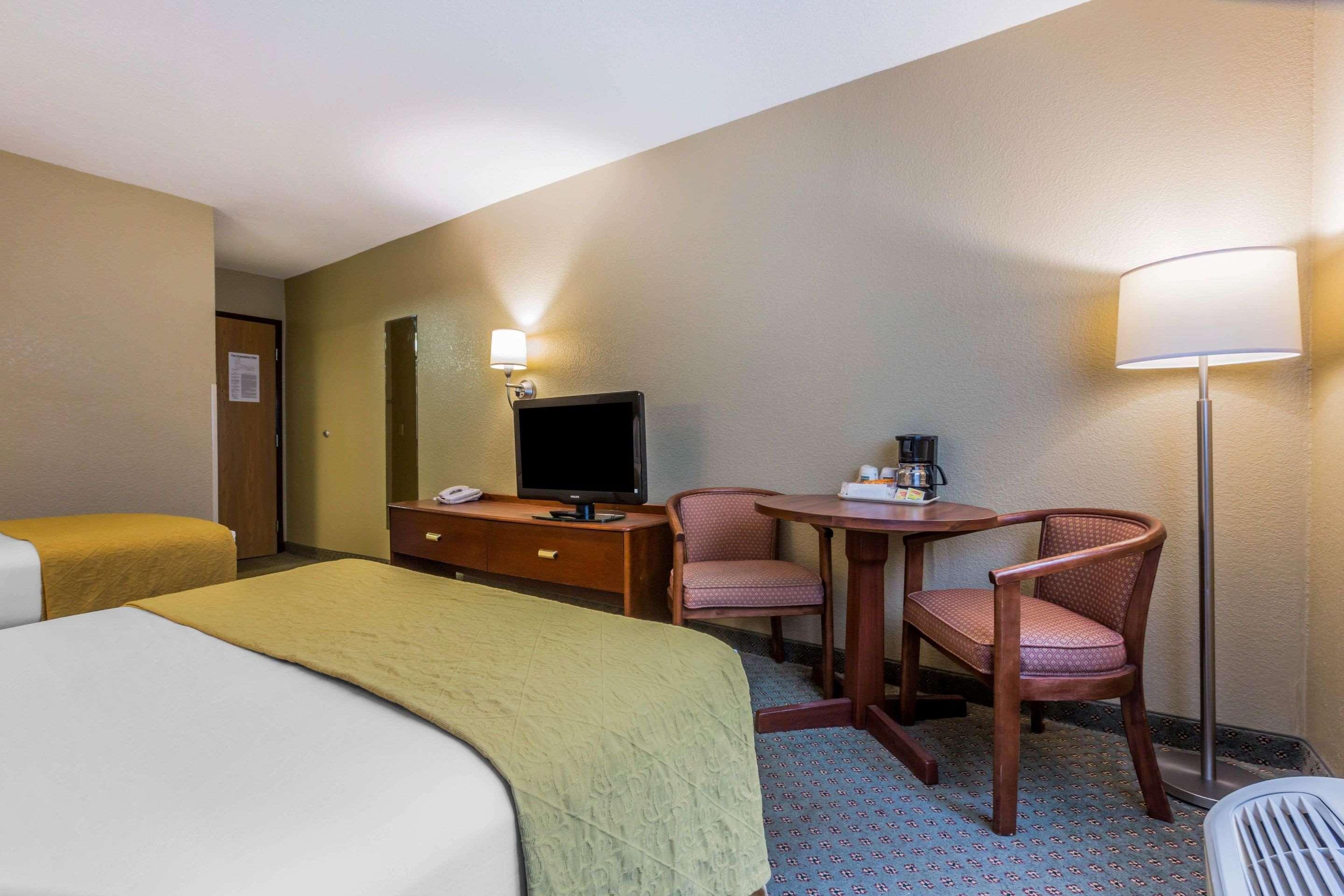 Quality Inn Hyde Park - Poughkeepsie North Экстерьер фото